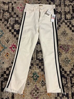 NWT Mother Insider crop step fray- sz 26